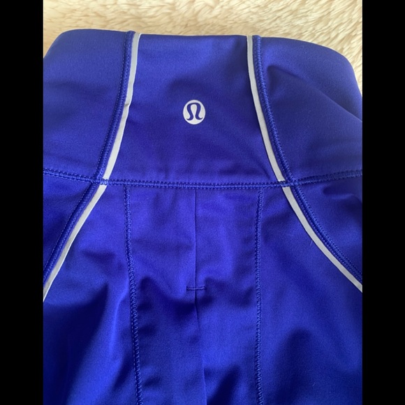 Lululemon Jacket - Picture 16 of 16
